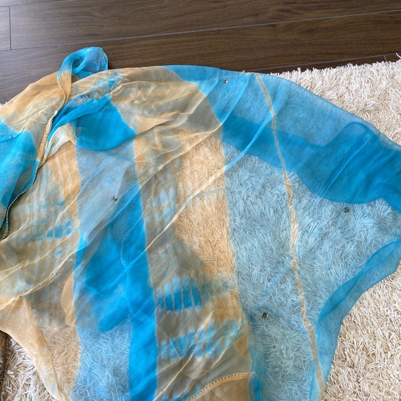 Flower gold and blue patiala style salwar - Picture 4 of 8